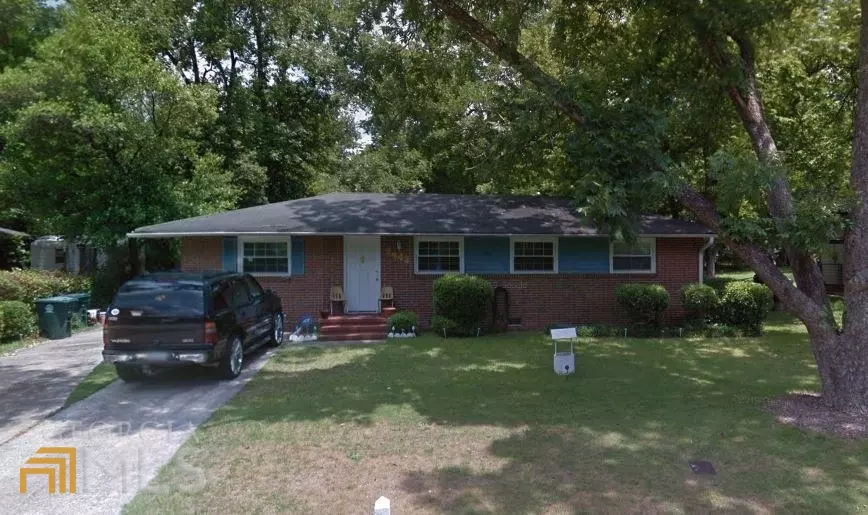 2443 N Groveland, Macon, GA 31206