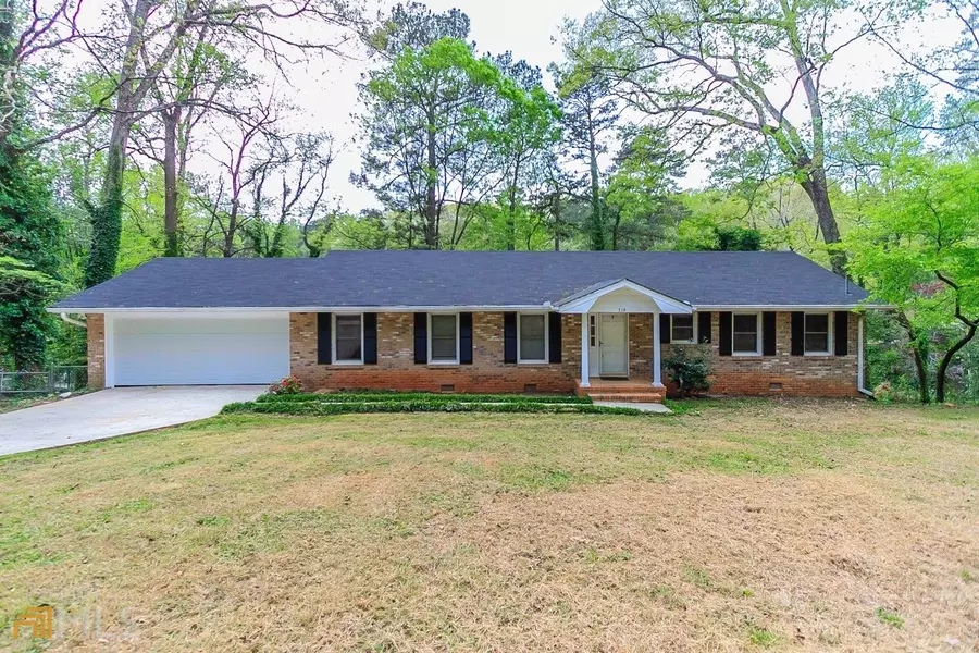 319 Kenilworth, Stone Mountain, GA 30083