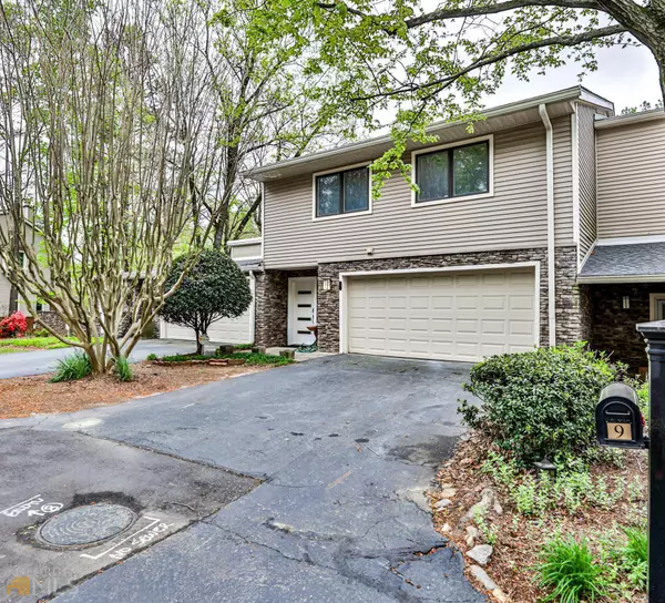 9 Basswood CIR, Sandy Springs, GA 30328