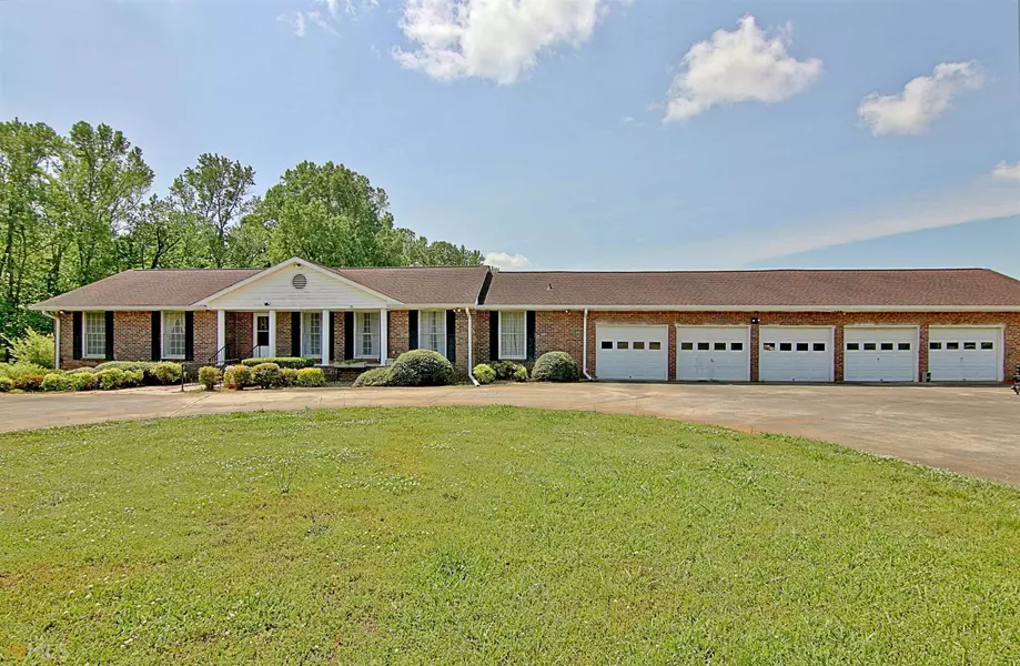 755 Bexton, Moreland, GA 30259