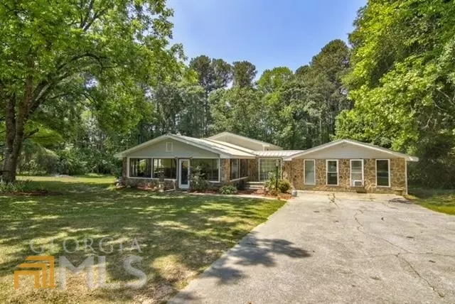 3455 Lake Carlton, Loganville, GA 30052