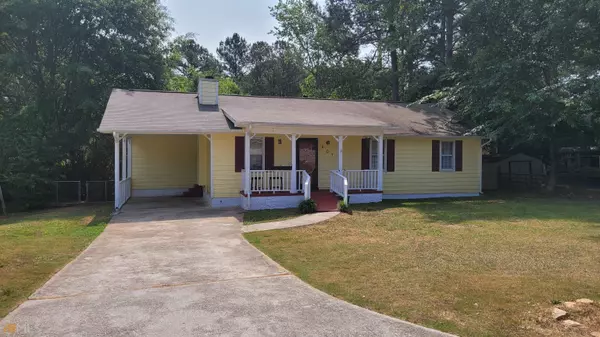 Conyers, GA 30094,607 SE Lakeridge CIR