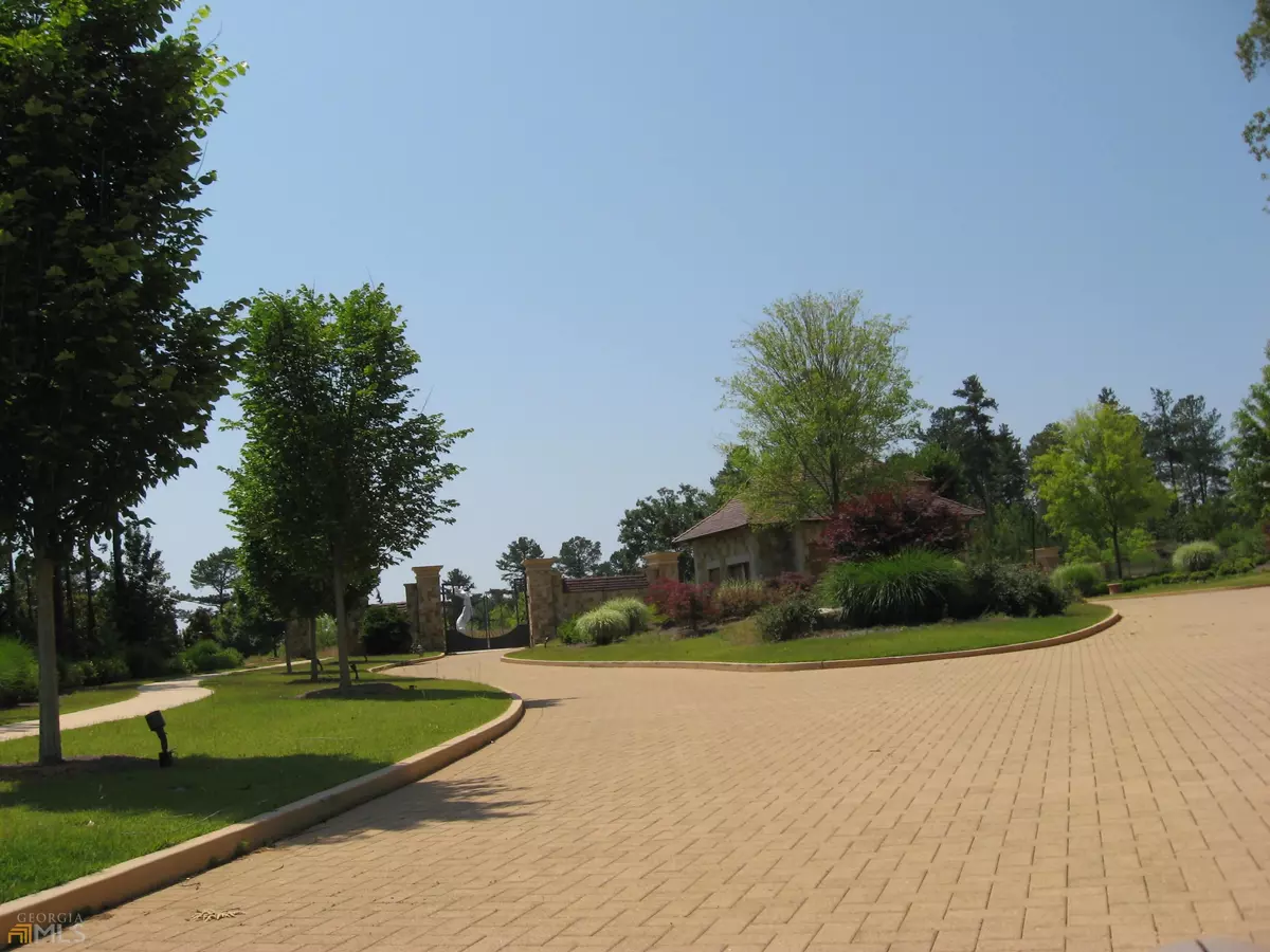 Fairburn, GA 30213,8364 Le Jardin BLVD