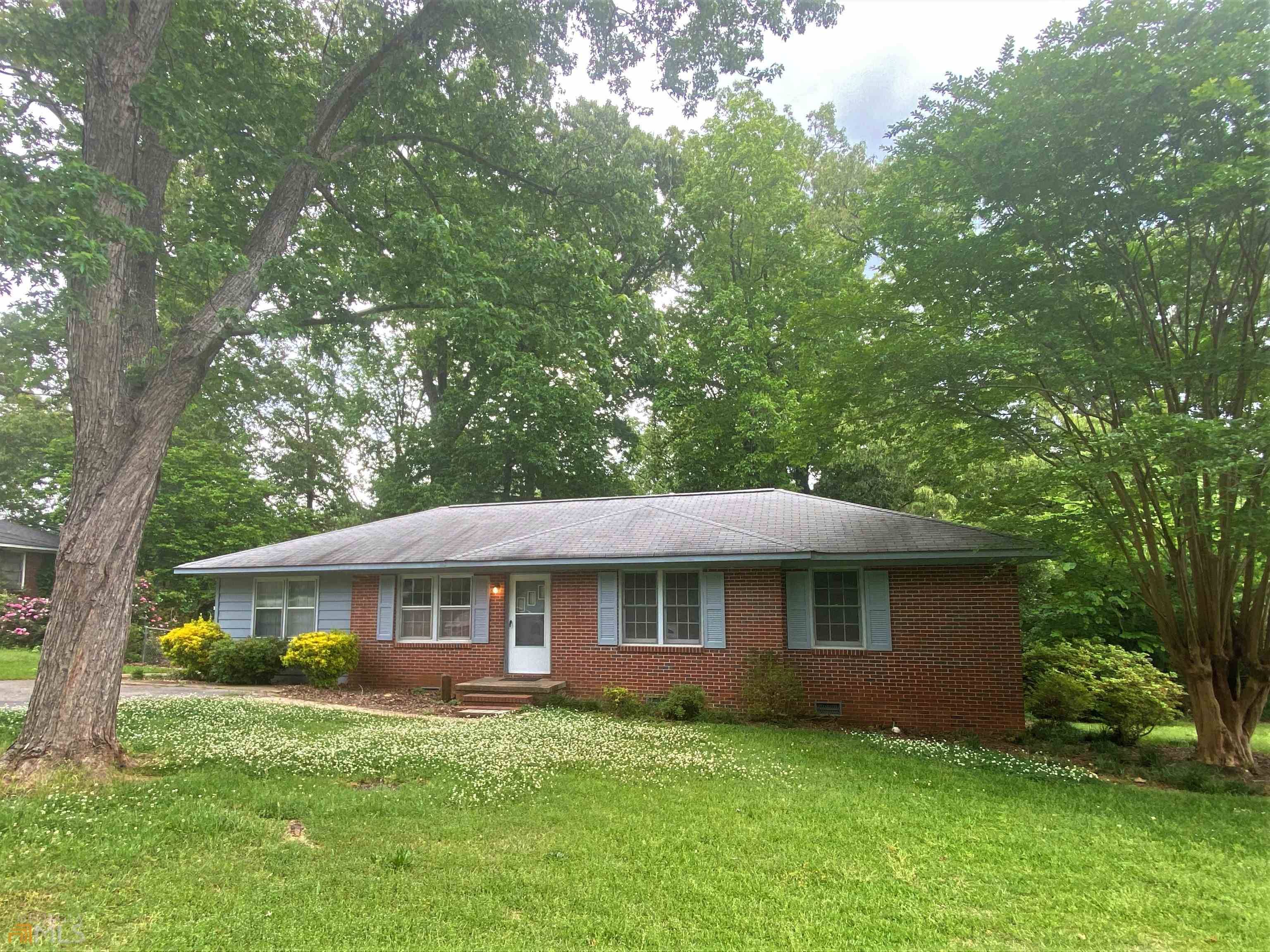 Lagrange, GA 30241,106 Dogwood DR