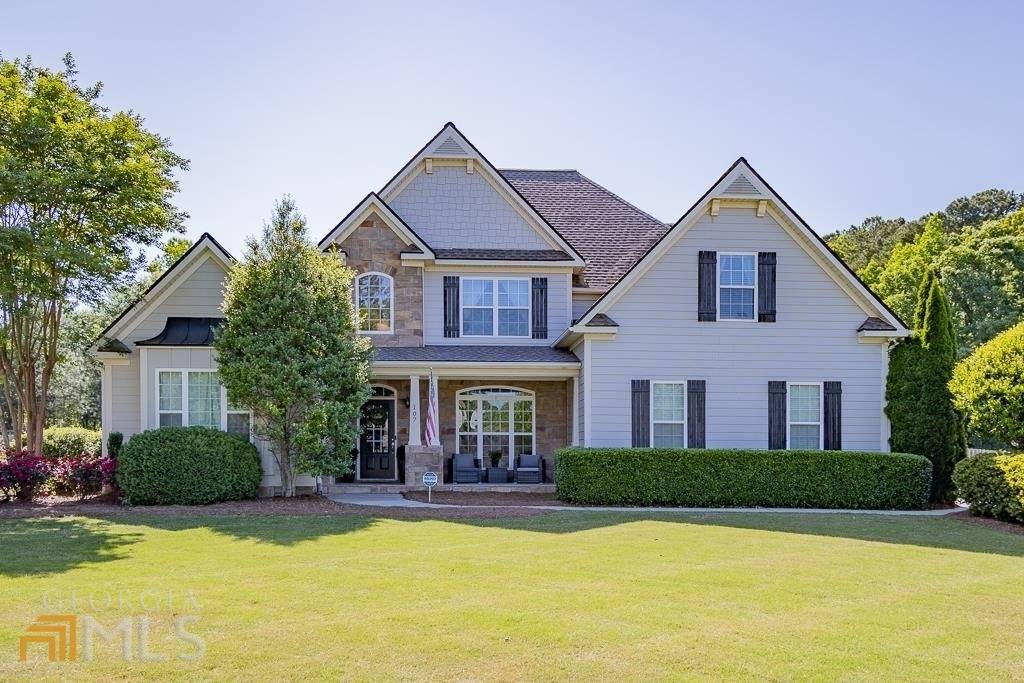 107 Beaconsfield DR, Sharpsburg, GA 30277