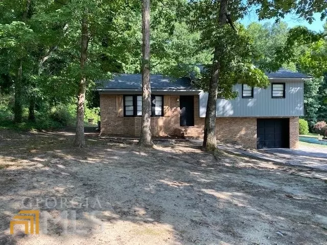 1246 Robinwood Ln, Elberton, GA 30635