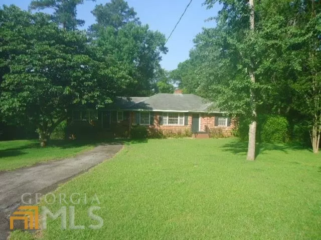 1838 Upper River RD, Macon, GA 31211