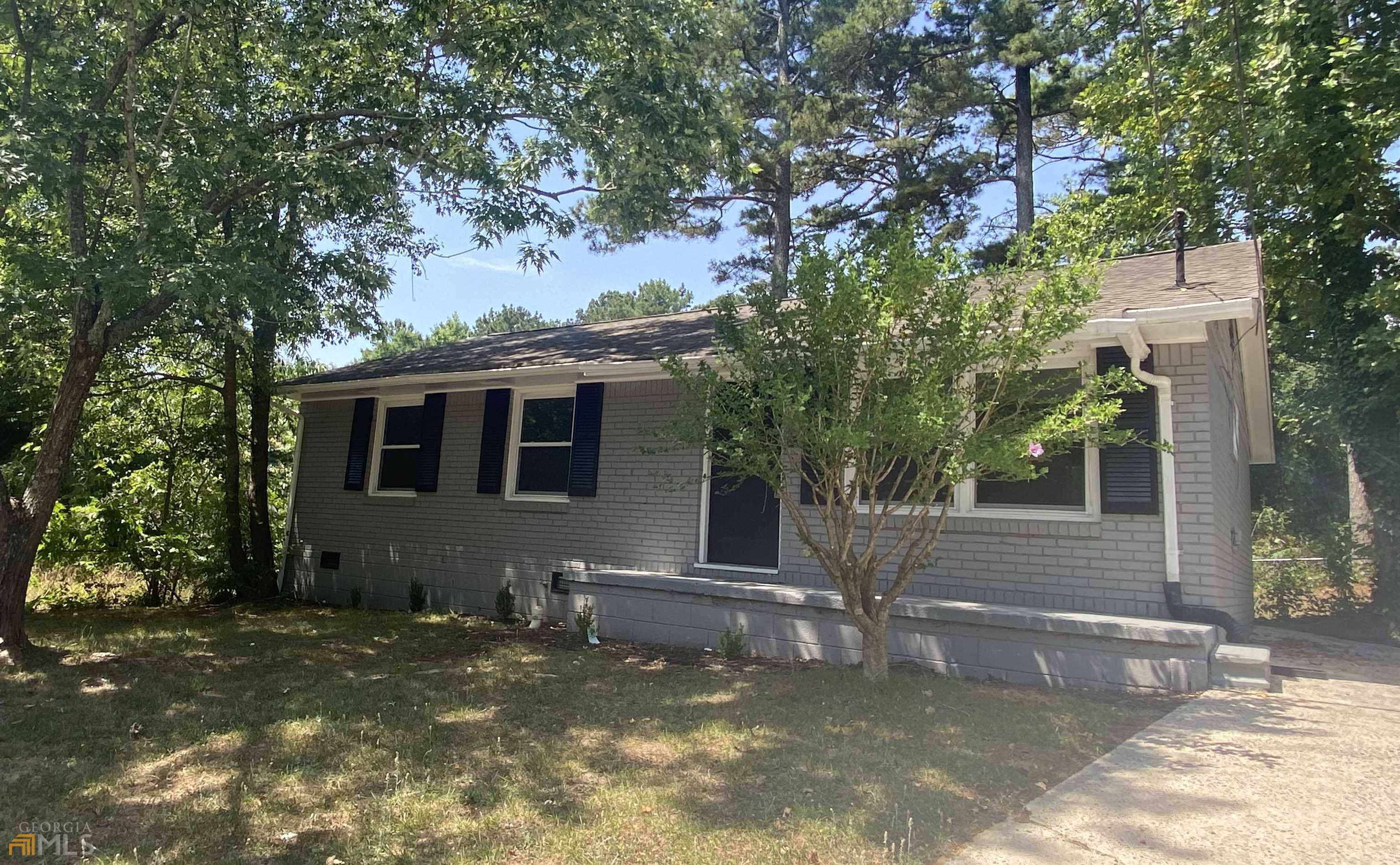 8195 Saxon CT, Jonesboro, GA 30238
