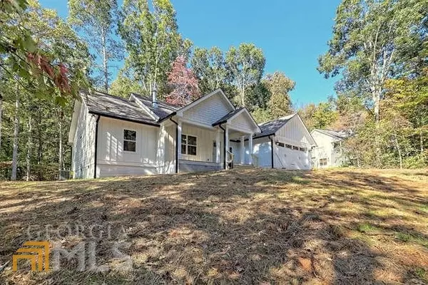 Clarkesville, GA 30523,230 Clarkesville Heights