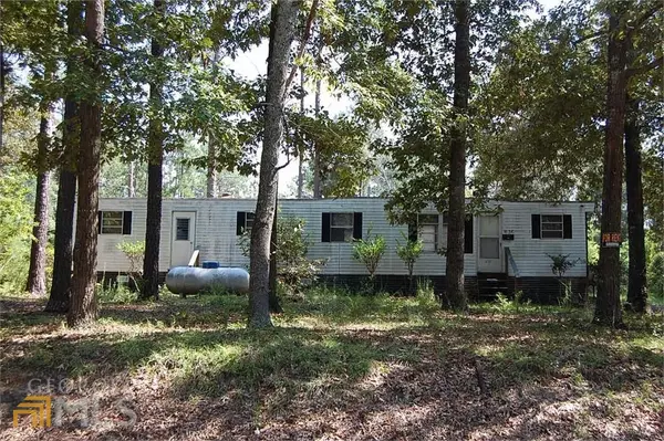 417 Lake Placid DR, Bonaire, GA 31005