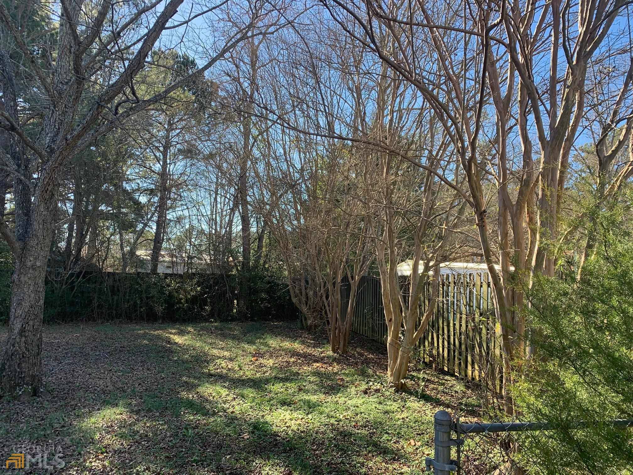 83 Skyland DR, Locust Grove, GA 30248