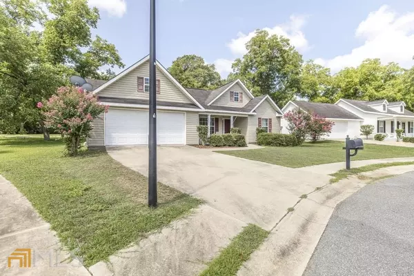 139 Gracie, Eastman, GA 31023