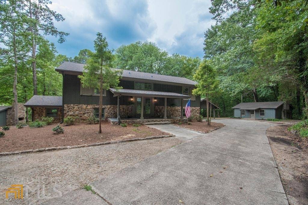 10 Anthony DR, Newnan, GA 30263