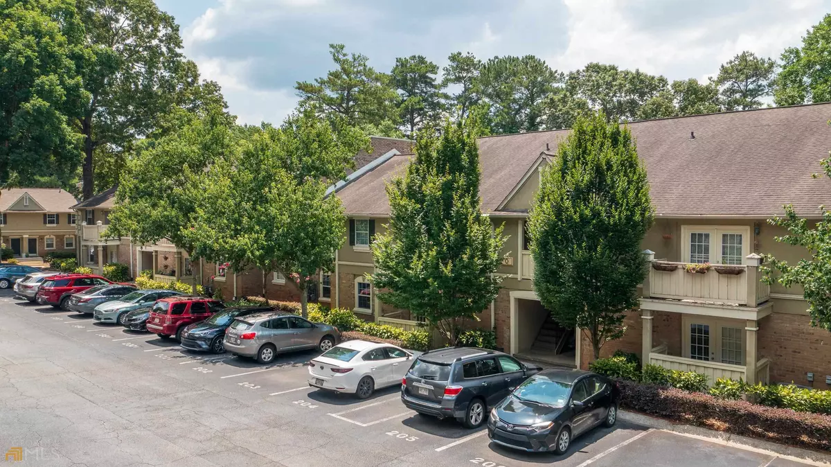 Sandy Springs, GA 30328,6900 NE Roswell