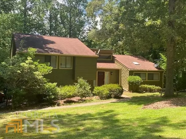 768 Post Road, Stone Mountain, GA 30088