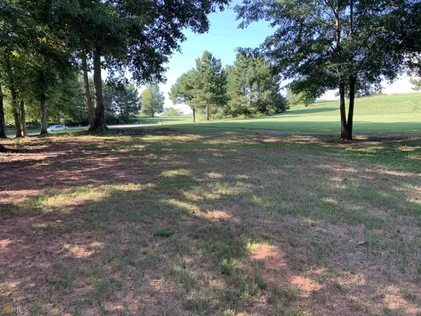 Commerce, GA 30530,912 Zinnia CT