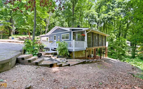 Hayesville, NC 28904,726 Chatuge Village