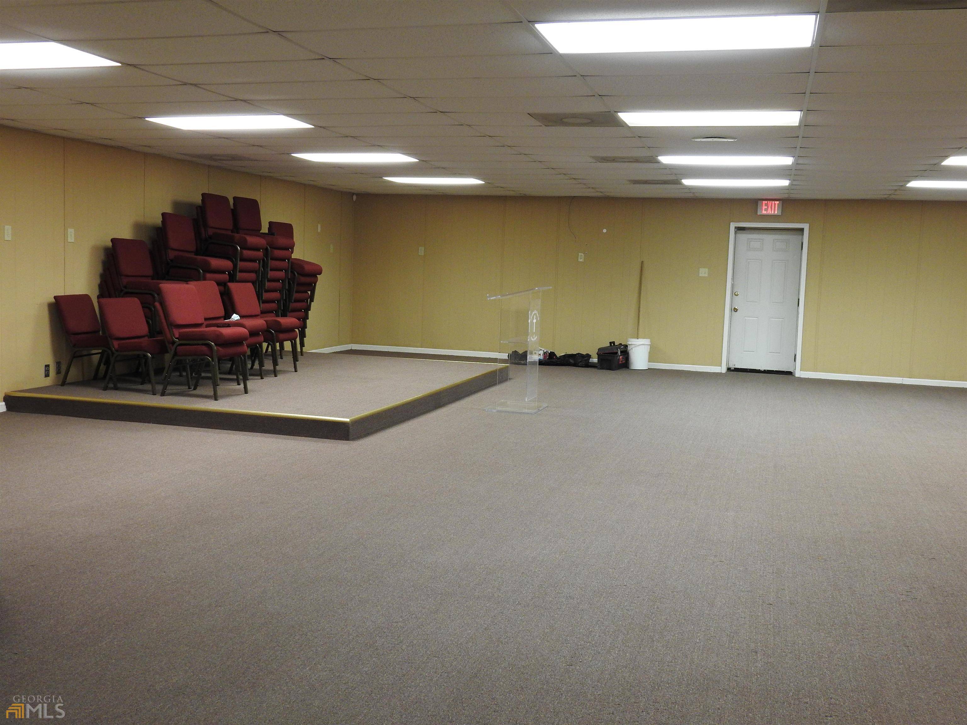 Warner Robins, GA 31088,79 Green ST