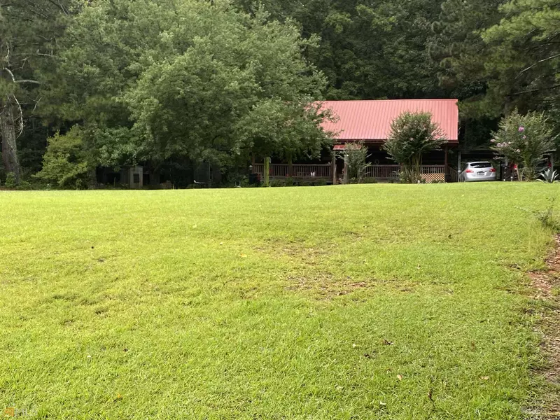 556 Lassetter RD, Sharpsburg, GA 30277