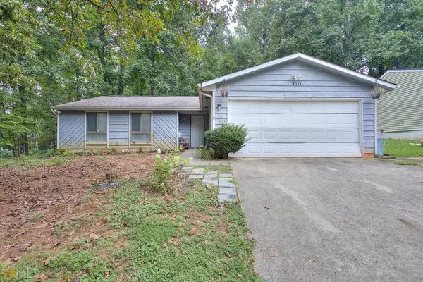 5377 Martins Crossing, Stone Mountain, GA 30088