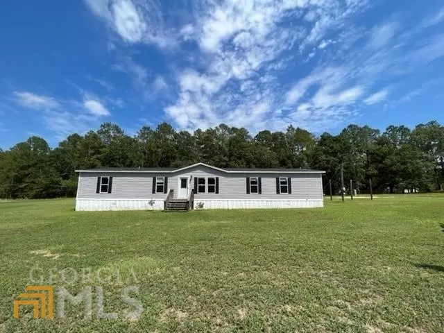 20 Old Boatright RD, Garfield, GA 30425