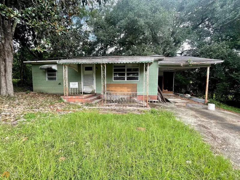 107 Hollingshead AVE, Milledgeville, GA 31061