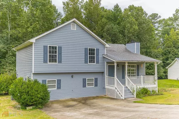 4489 Prestwick DR, Oakwood, GA 30566