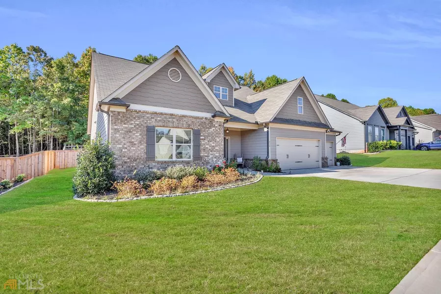 214 Morris Creek DR, Hoschton, GA 30548