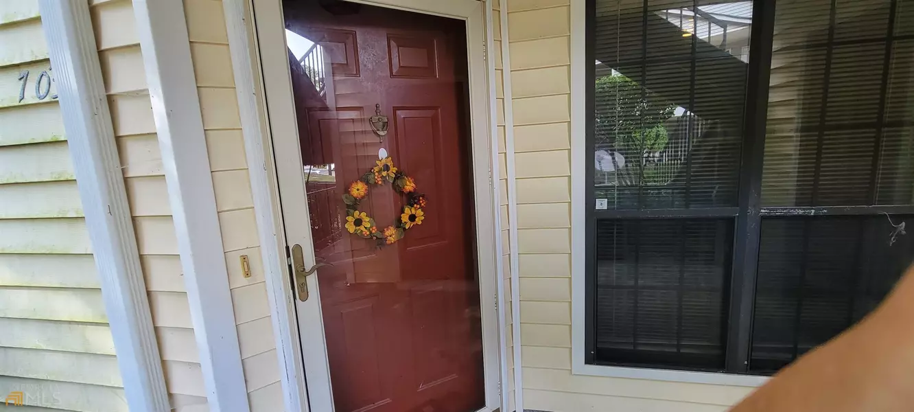 703 Windchase LN, Stone Mountain, GA 30083