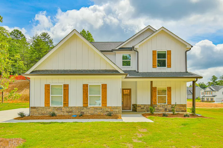 6556 River Station, Lula, GA 30554