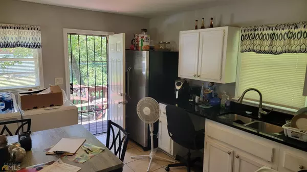 Forest Park, GA 30297,824 Dennis DR