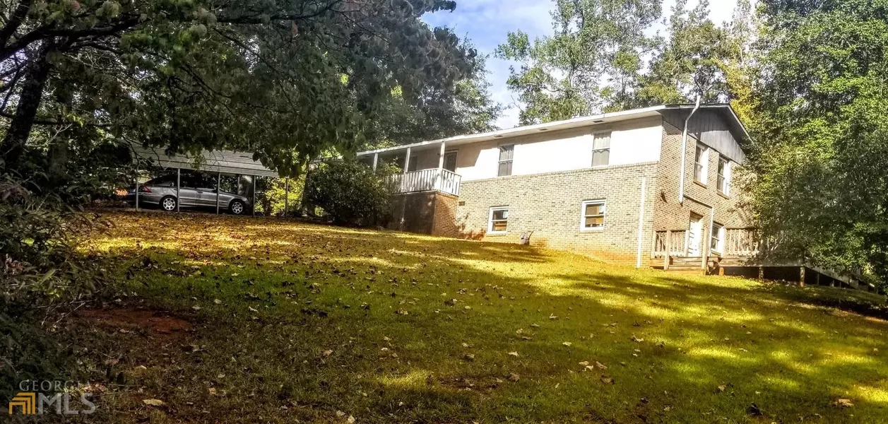 135 Tanglewood DR, Thomaston, GA 30286