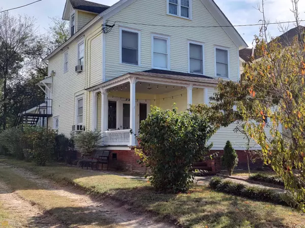 Macon, GA 31201,844 College ST
