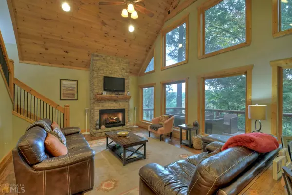 Blue Ridge, GA 30513,106 Fightingtown DR