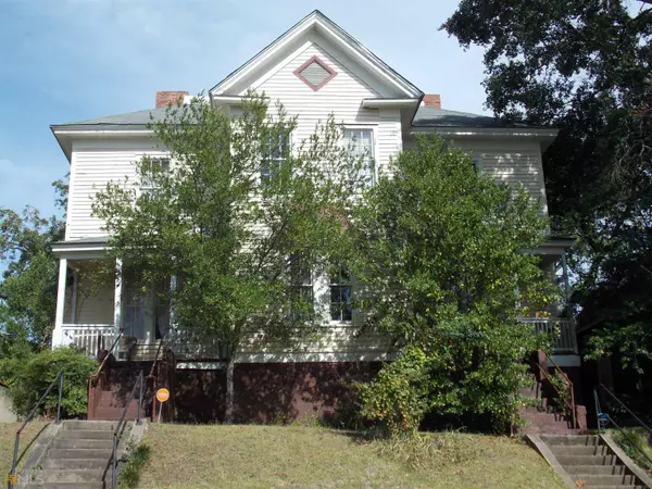 981 Maple ST, Macon, GA 31201
