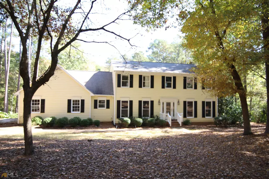 216 E Yorktown DR, Lagrange, GA 30240