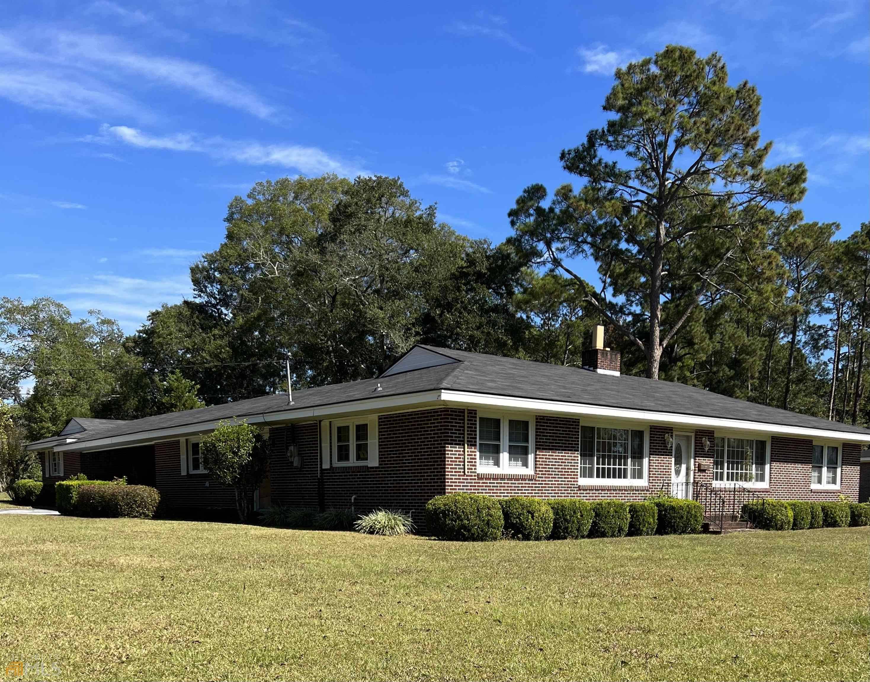 207 New DR, Claxton, GA 30417