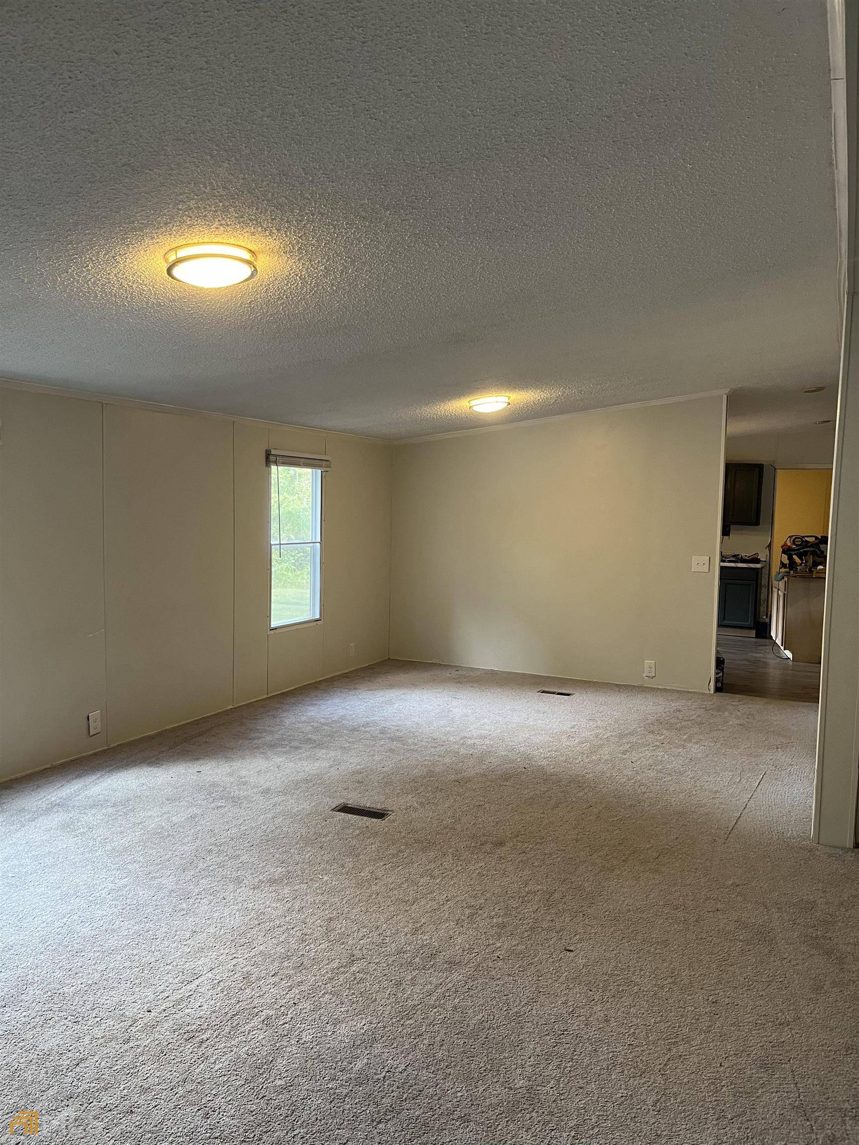 Forsyth, GA 31029,352 Jeffrey WAY