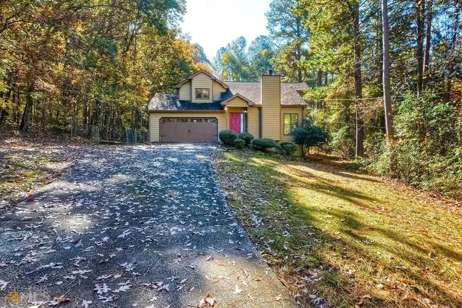 391 Scenic LN, Auburn, GA 30011