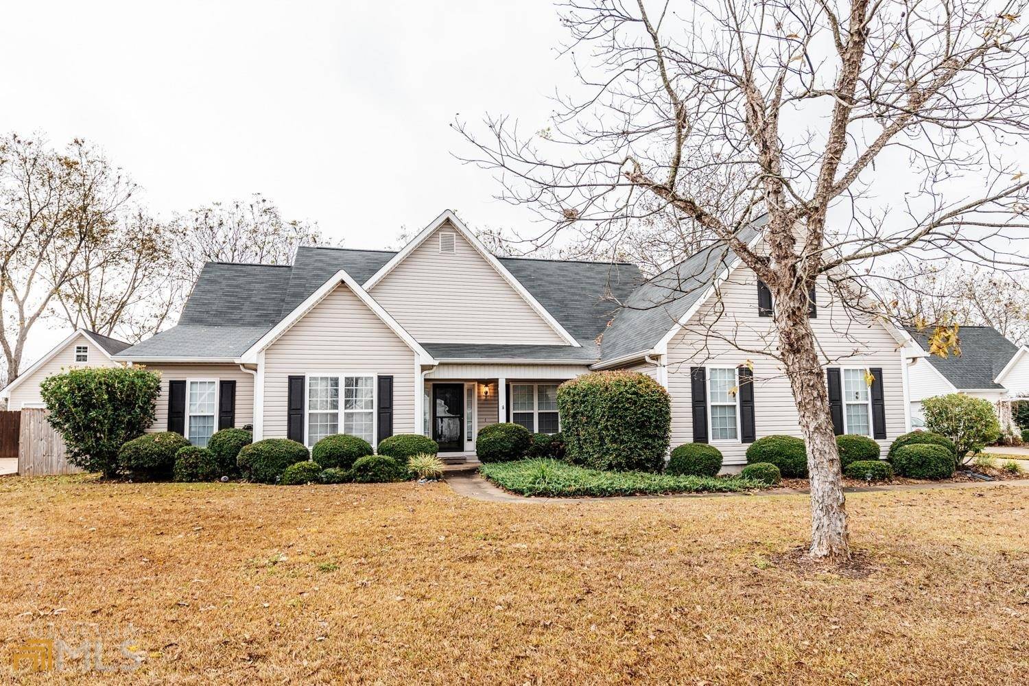 523 Grove LN,  Kathleen,  GA 31047