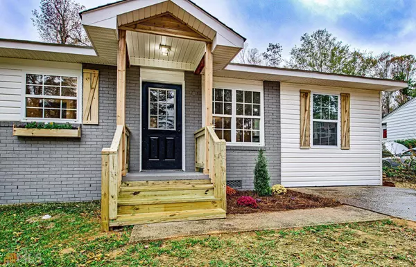 95 Bailey DR, Newnan, GA 30263