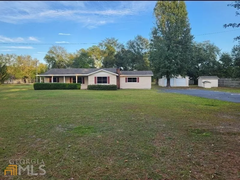 384 N Hwy 125 HWY, Ray City, GA 31645
