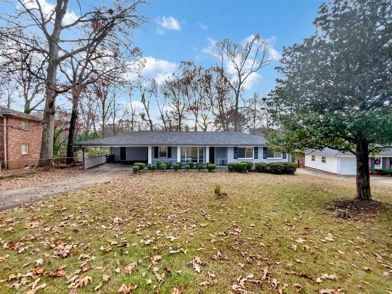 2403 Whites Mill LN, Decatur, GA 30032