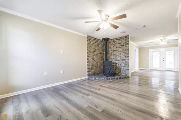 Warner Robins, GA 31093,117 Barnesdale DR