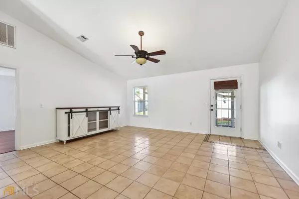 Kingsland, GA 31548,512 W Lake Jordan BLVD