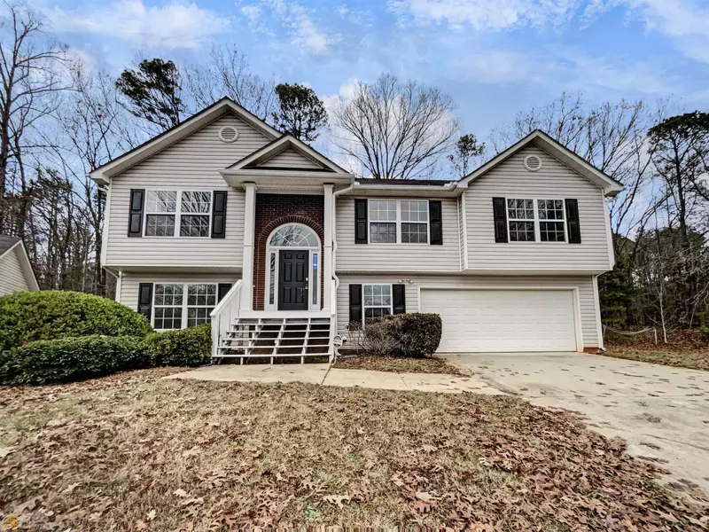 4080 Crestwater LN, Snellville, GA 30039