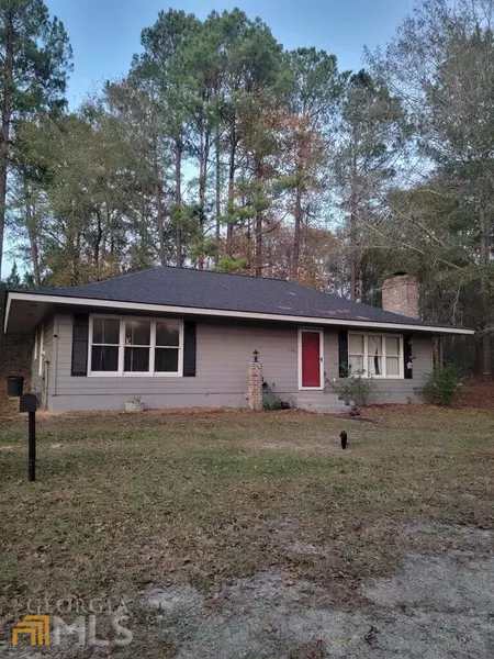 2746 Lovers LN, Cadwell, GA 31009