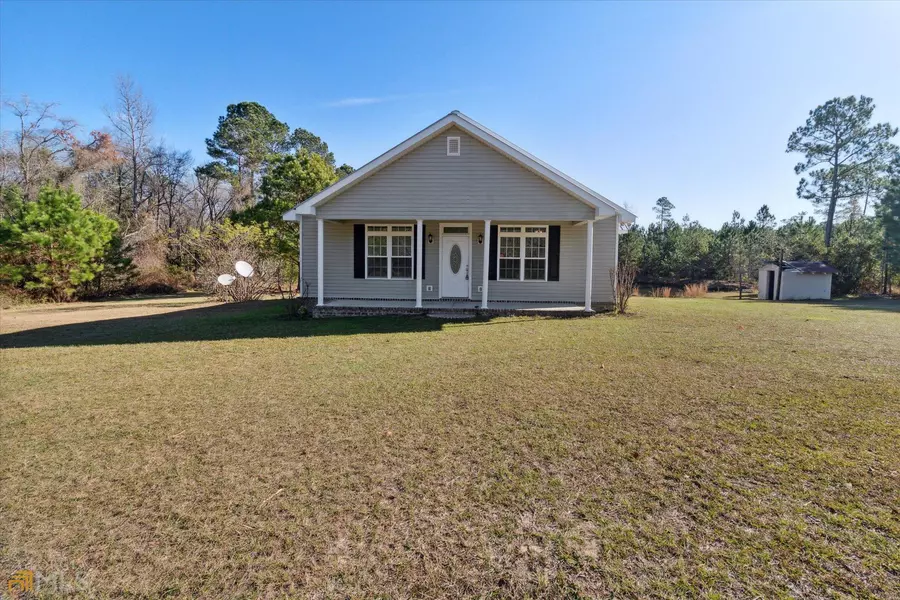 2386 Perry, Claxton, GA 30417