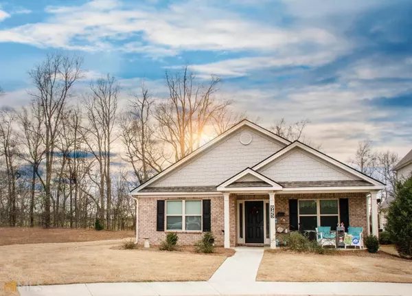 945 Widener Memorial DR, Winder, GA 30680