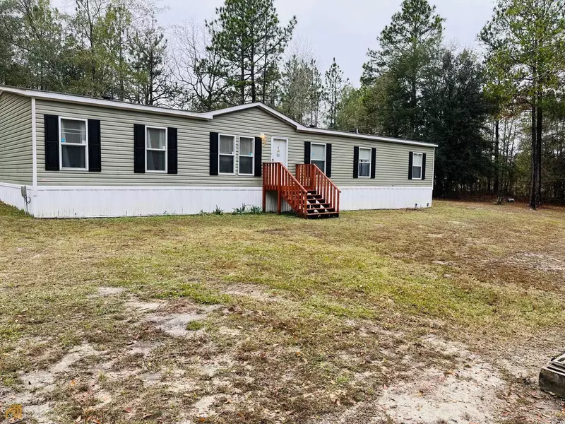 37 Tony Baker LN, Garfield, GA 30425